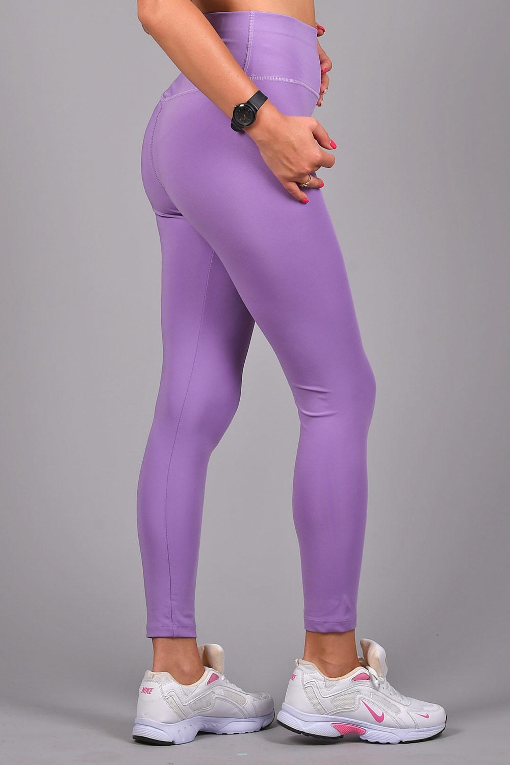 ფიტნეს ტანსაცმელი Women's Leggings  Athletic NIKE 6_qalis_sportuli_tansacmeli_fitnes_elastiki_maisuri_leginsebi_womens_sportswear_leggings_t_shirt_fitness_женская_спортивная_одежда_фитнес_легинсы_тайтсы_футболка_топ_136.jpg