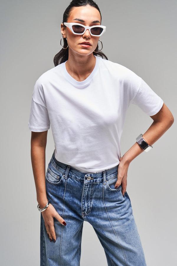 მაისური, ტოპი Women's T-Shirt IT'S BASIC kadin-beyaz-renk-s5-bisiklet-yaka-basic-t-shirt-20245.jpg