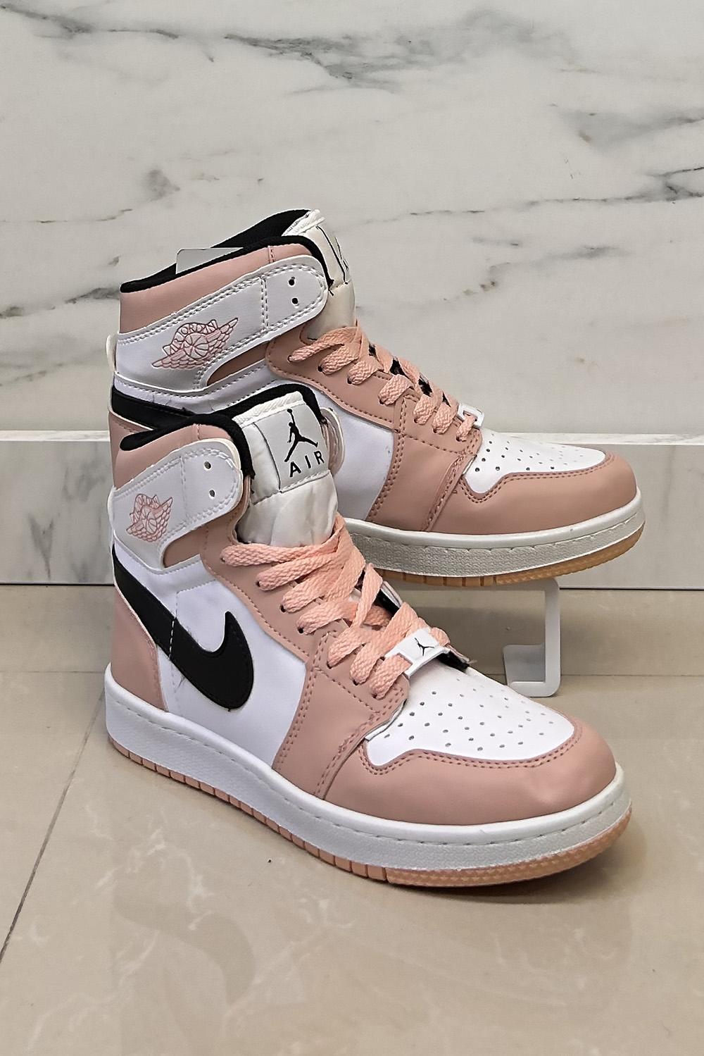 Sneakers Shoes Women's Sneakers NIKE IMG_4503.JPG