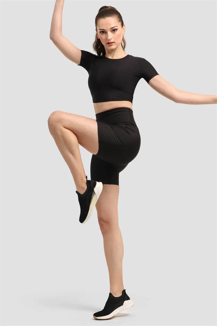 ფიტნეს ტანსაცმელი Women's Shorts  Biker Tights SUPERSTACY 6superstacy-laser-kesim-cepli-siyah-kisa-tayt-3486.jpg