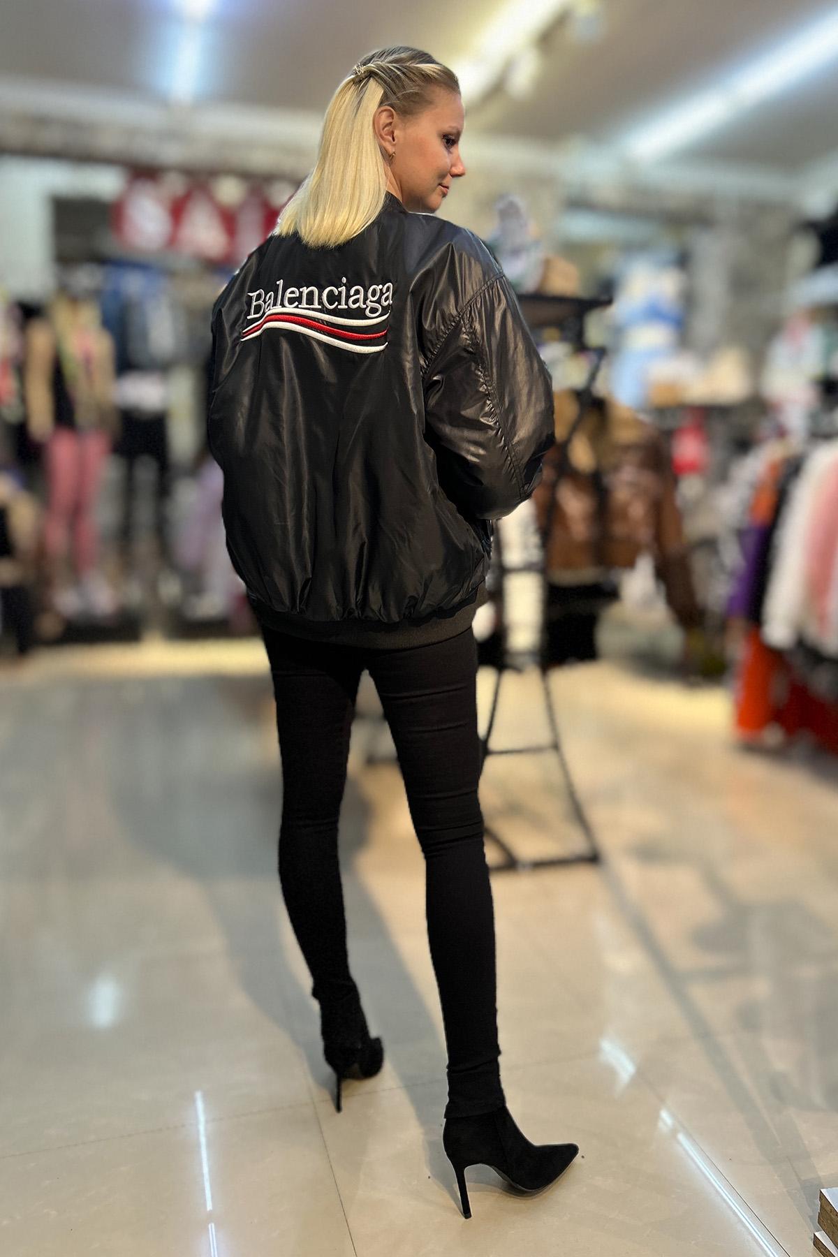 ტრენჩკოტი, საწვიმარი ქალის ქურთუკი BALENCIAGA 612-2.jpg