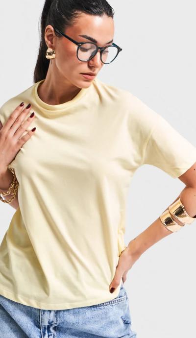 Women's T-Shirt IT'S BASIC 1kadin-sari-renk-s5-bisiklet-yaka-basic-t-shirt-20286.jpg